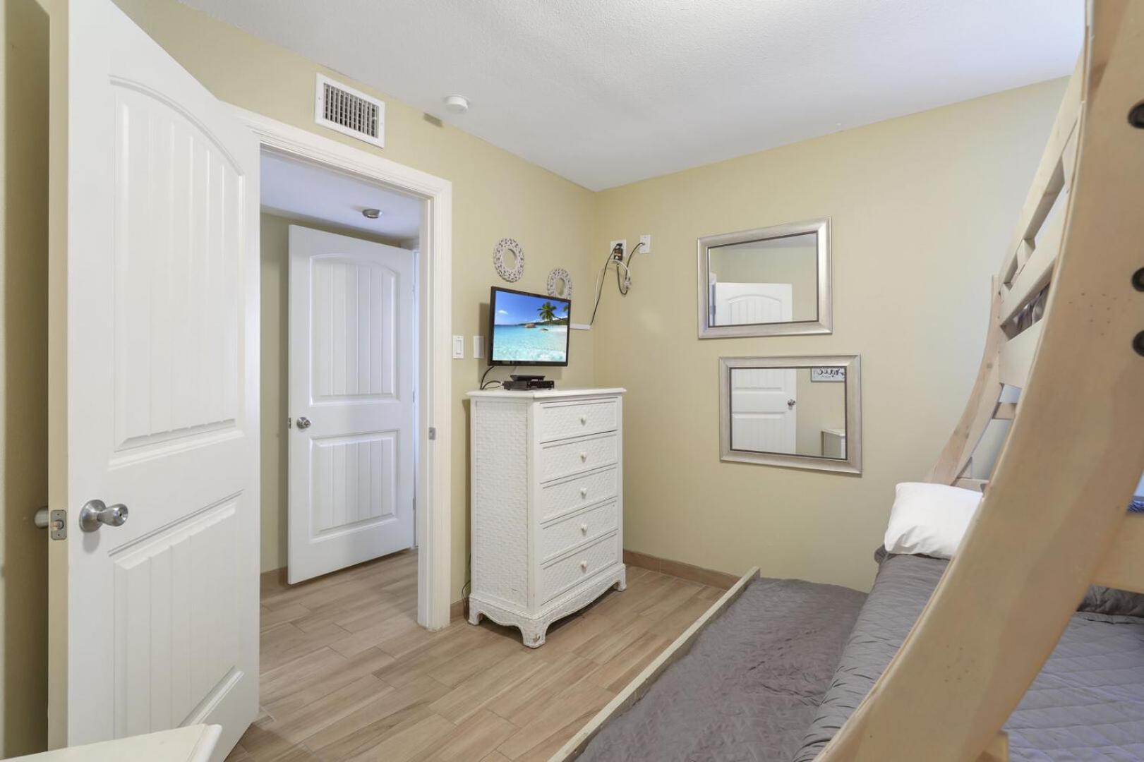 Ground Floor Beachfront Beauty! Steps To The Beach And Pool South Padre Island Quarto foto