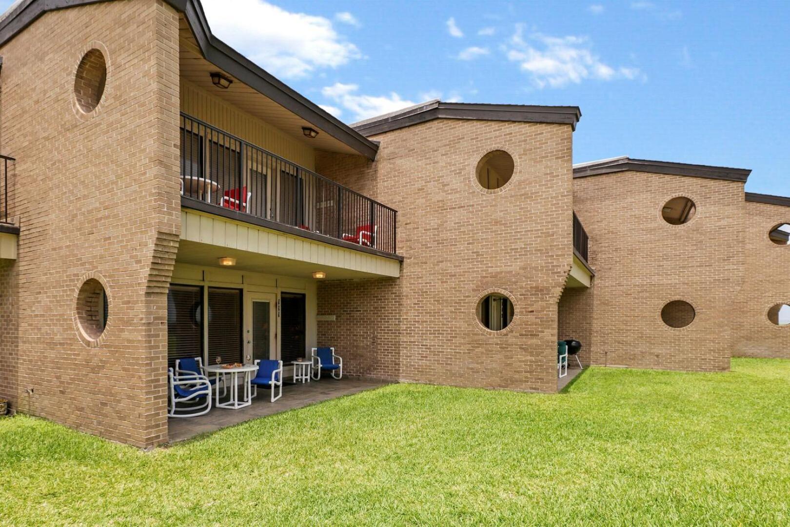 Ground Floor Beachfront Beauty! Steps To The Beach And Pool South Padre Island Quarto foto